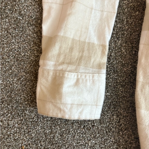 NWB American Eagle Oversized Plaid Button-Up Shirt - Picture 11 of 16